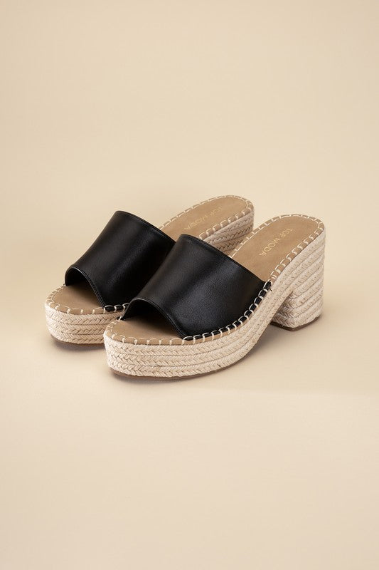 Be Neutral Chunky Slides